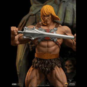 Estátua He-Man Deluxe - He-Man e os Mestres do Universo - Art Scale 1/10 - Iron Studios