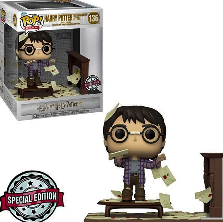 Funko Pop Deluxe Harry Potter With Hogwarts Letters 136